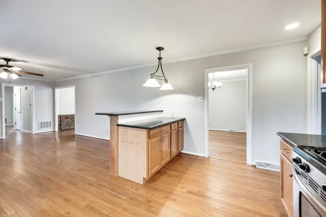 $2,700 | 1043 Percy Warner Boulevard, Nashville, TN 37205