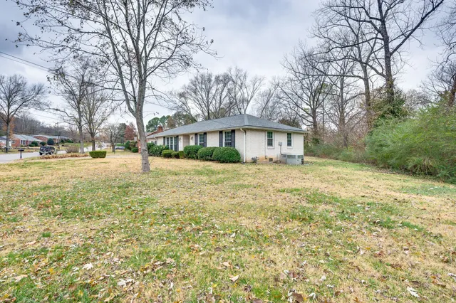 $2,700 | 1043 Percy Warner Boulevard, Nashville, TN 37205