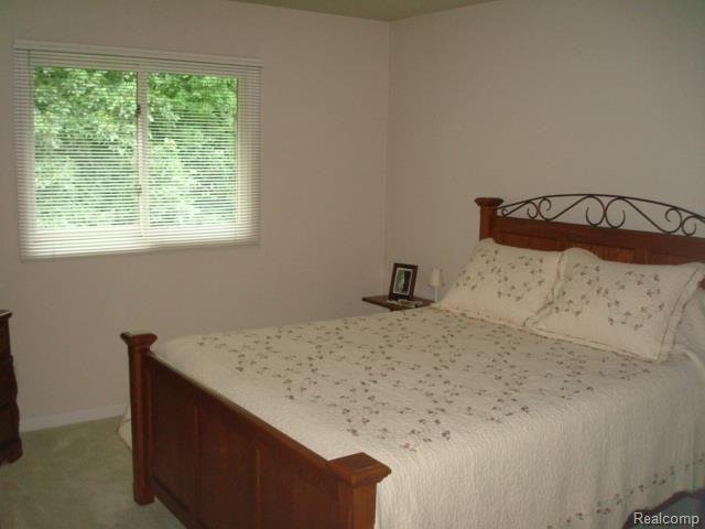 3627 Joshua Drive Rochester, MI 48307 - Photo 21 of 29 Bedroom 2.jpg
