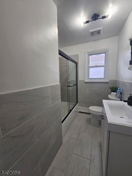 249 Berkeley Avenue Bloomfield, NJ 07003 - Photo 2 of 9