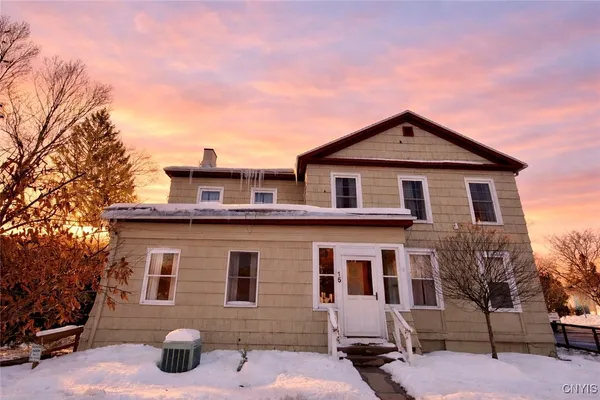 $495,000 | 15 Sullivan Street, Cazenovia, NY 13035
