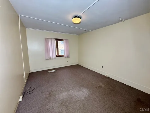 $335,000 | 15 Sullivan Street, Cazenovia, NY 13035
