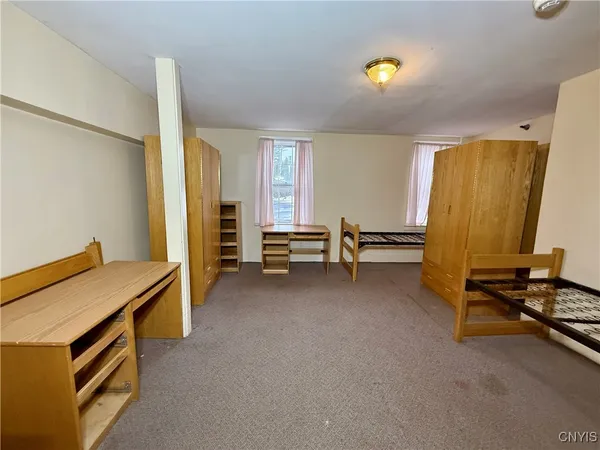 $335,000 | 15 Sullivan Street, Cazenovia, NY 13035