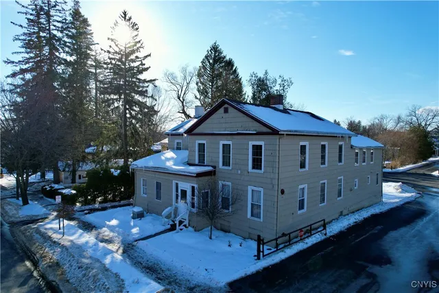 $495,000 | 15 Sullivan Street, Cazenovia, NY 13035
