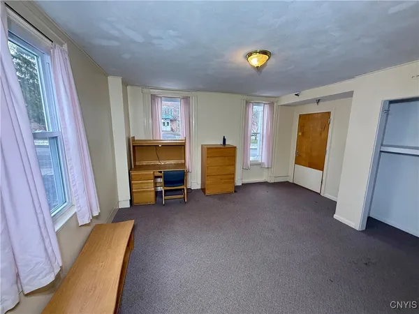 $335,000 | 15 Sullivan Street, Cazenovia, NY 13035