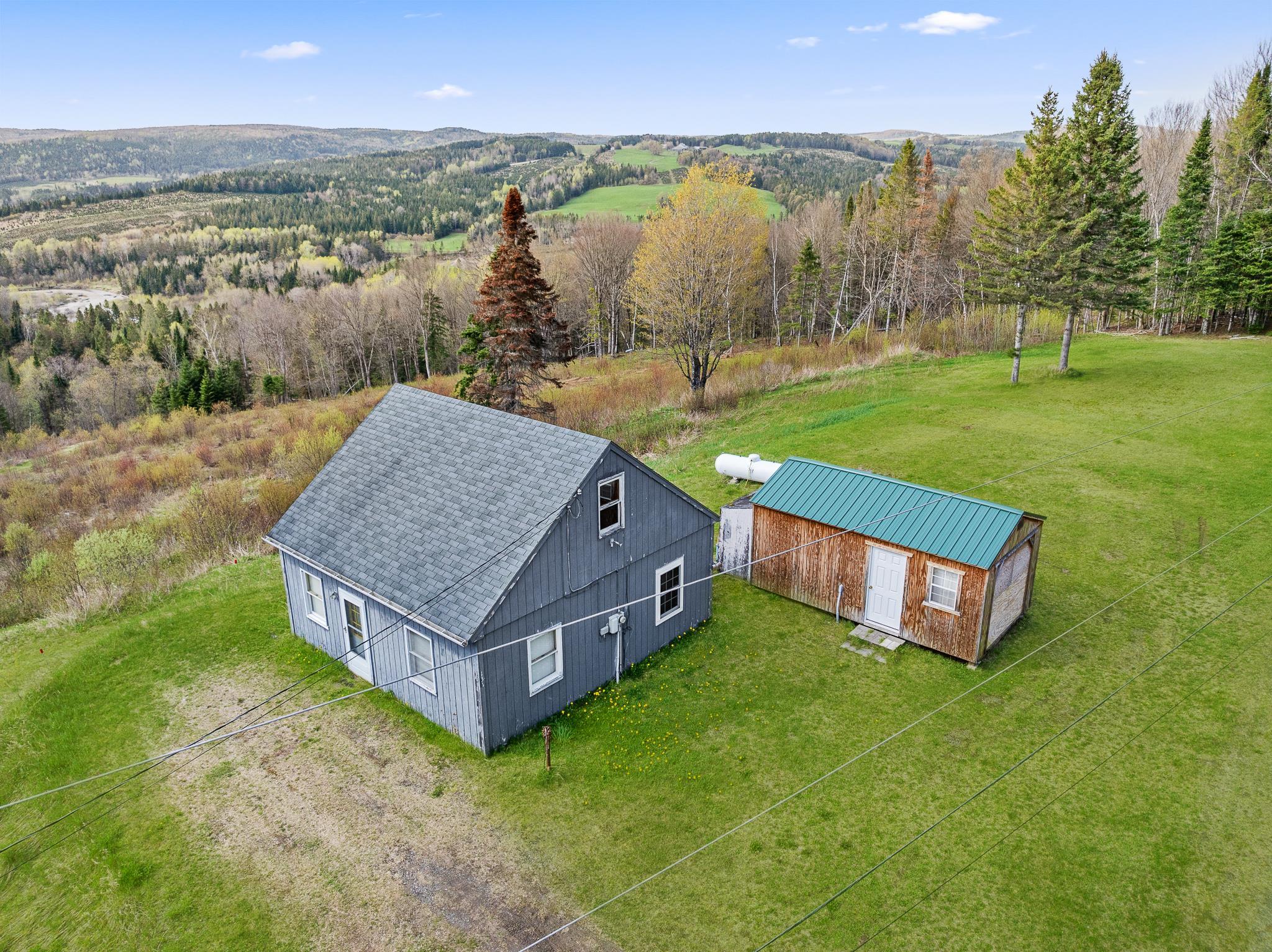 131 Daniel Beard Road Pittsburg, NH 03592 - Photo 1 of 27