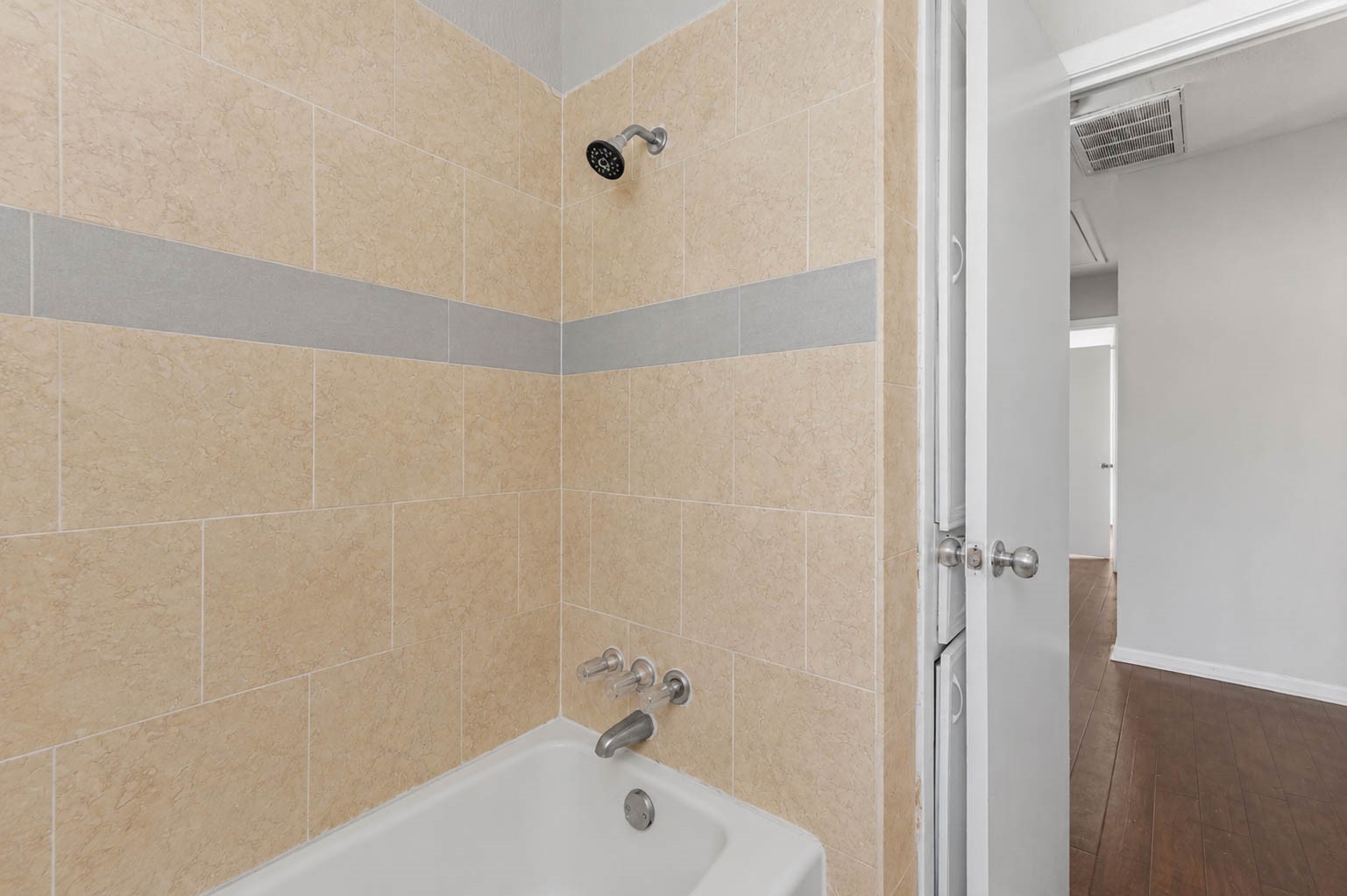 7217 Parker Road Houston, TX 77016 - Photo 15 of 17 Gallery Image 15