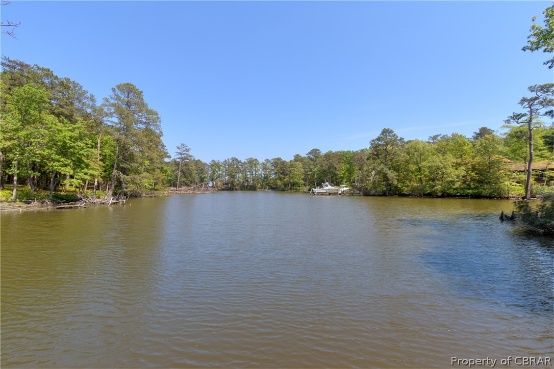 290 Baypointe Court Reedville, VA 22539 - Photo 2 of 48