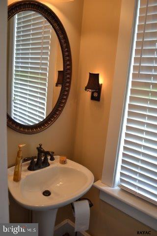 537 West Middle Street Hanover, PA 17331 - Photo 22 of 36 Gallery Image 22