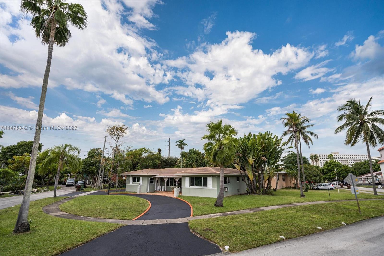 280 Eucalyptus Drive Hialeah, FL 33010 - Photo 8 of 38 a view of an ocean with palm trees