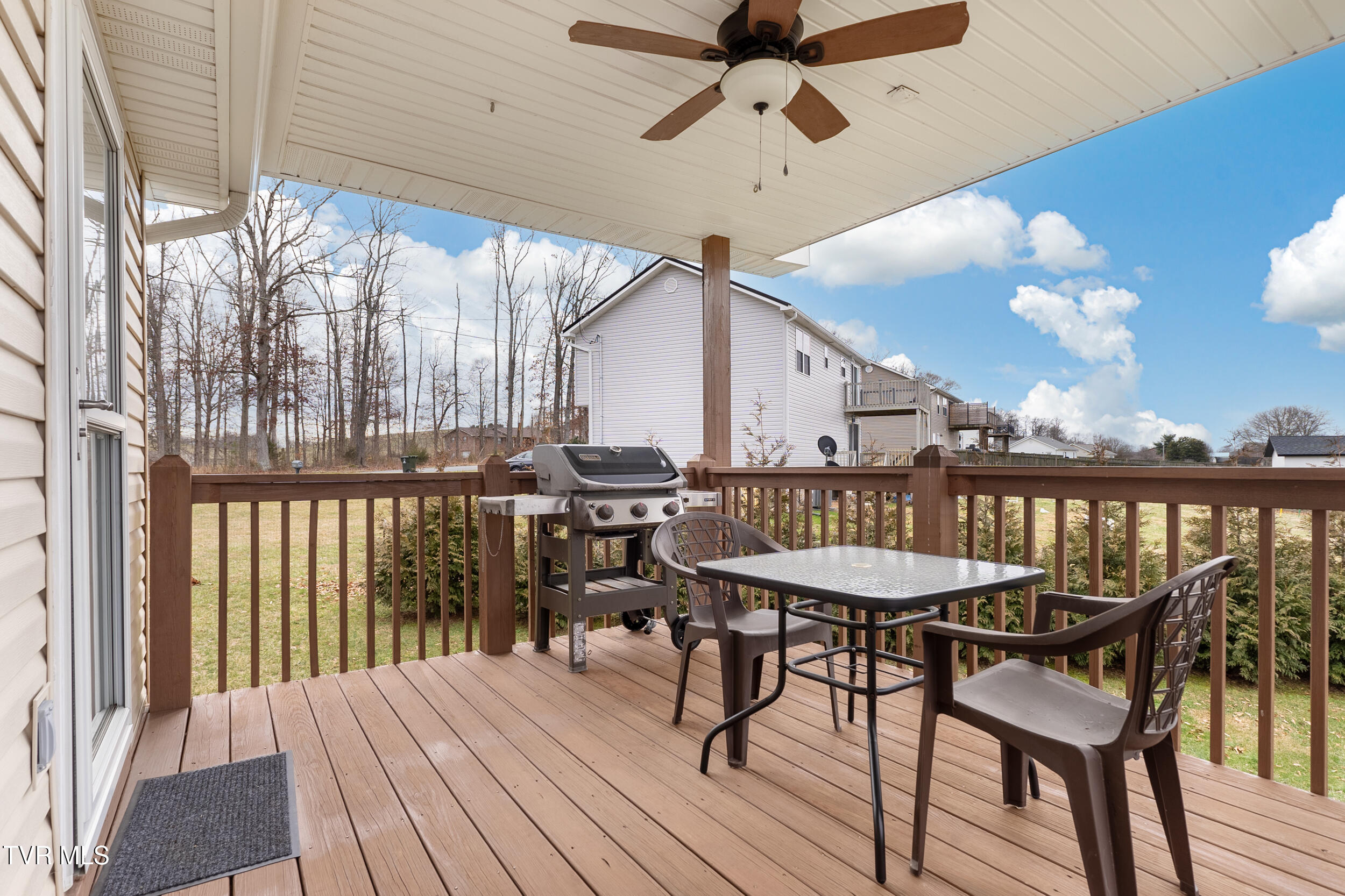 549 Painter Road Fall Branch, TN 37656 - Photo 32 of 43 32_arw01834-hdr