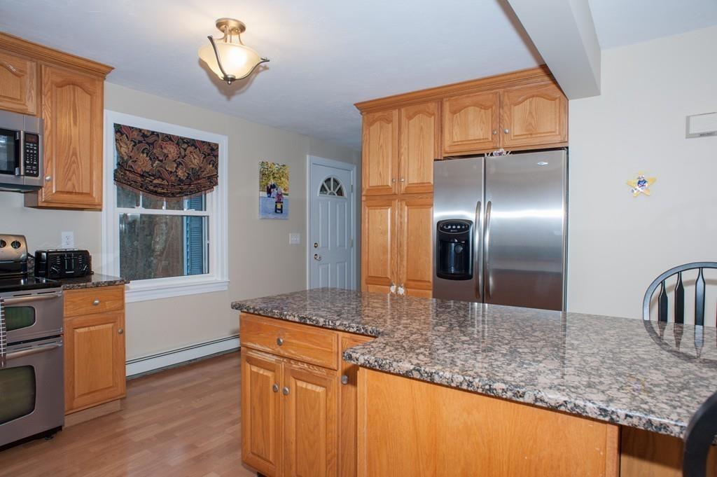 47 Wire Village Road Spencer, MA 01562 - Photo 4 of 39 Gallery Image 4