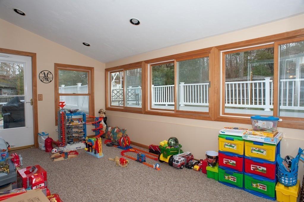 47 Wire Village Road Spencer, MA 01562 - Photo 10 of 39 Gallery Image 10