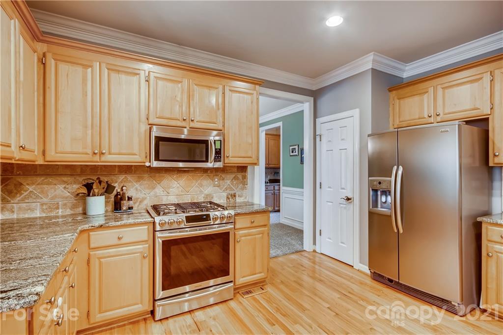 2034 Copperplate Road Charlotte, NC 28262 - Photo 10 of 28 Gallery Image 10