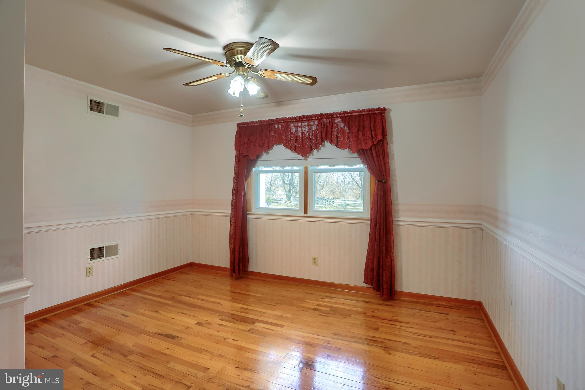 2355 Deer Park Road Finksburg, MD 21048 - Photo 13 of 46