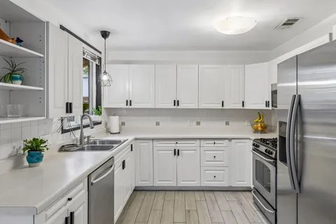 $595,000 | 1428 Corona Drive, Austin, TX 78723