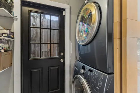 $595,000 | 1428 Corona Drive, Austin, TX 78723
