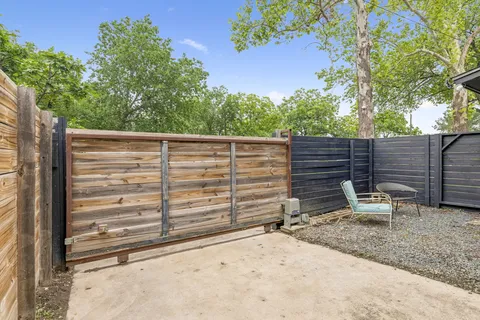 $595,000 | 1428 Corona Drive, Austin, TX 78723