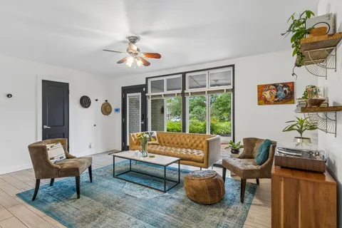 $595,000 | 1428 Corona Drive, Austin, TX 78723