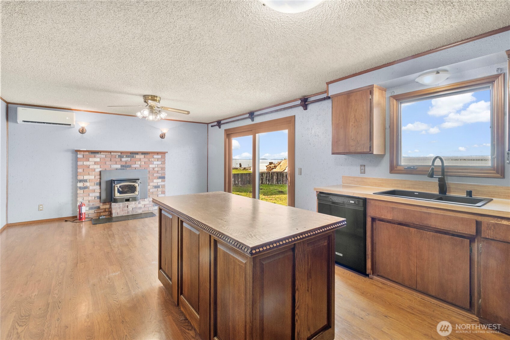 3447 Robertson Road Bellingham, WA 98226 - Photo 13 of 24