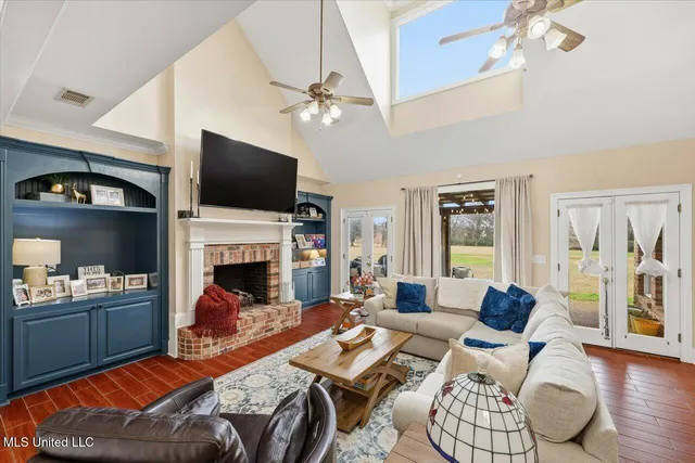 $604,900 | 298 Quail Hollow, Madison, MS 39110