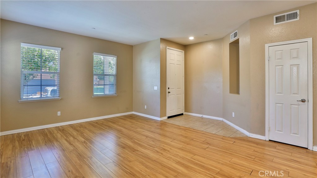 1765 Yvonne Court Riverside, CA 92501 - Photo 5 of 60