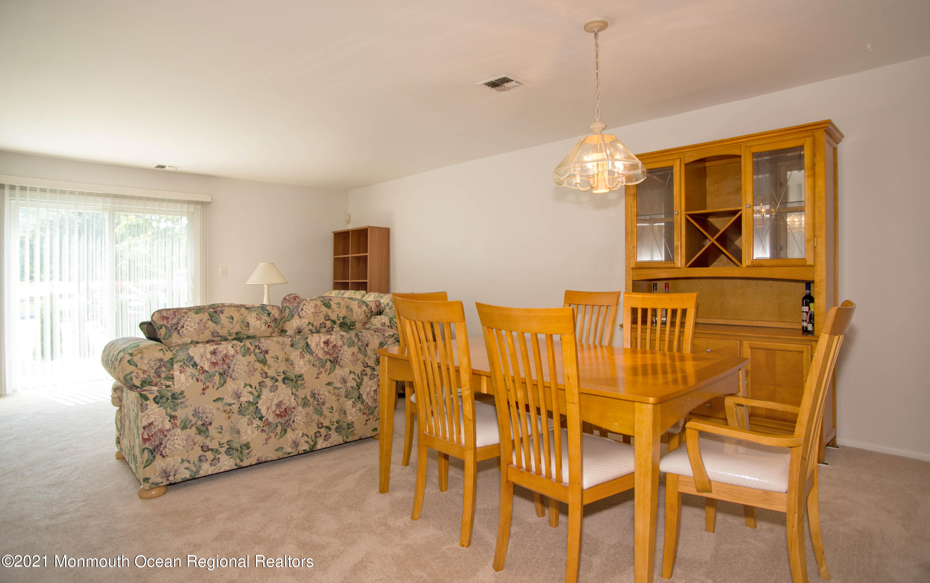 60 County Road, Unit B007 Cliffwood, NJ 07721 - Photo 12 of 26 _RMJ1432 dining room