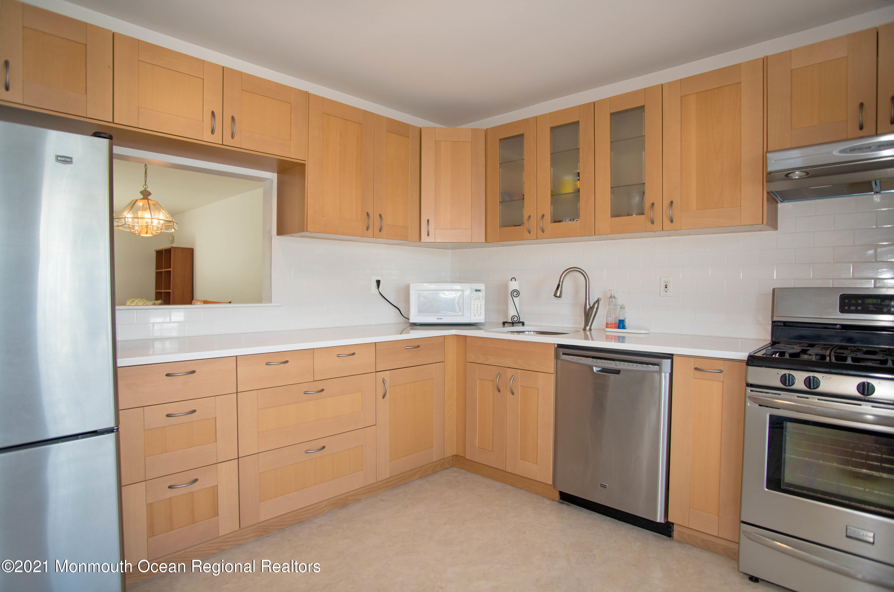 60 County Road, Unit B007 Cliffwood, NJ 07721 - Photo 7 of 26 _RMJ1425 kitchen