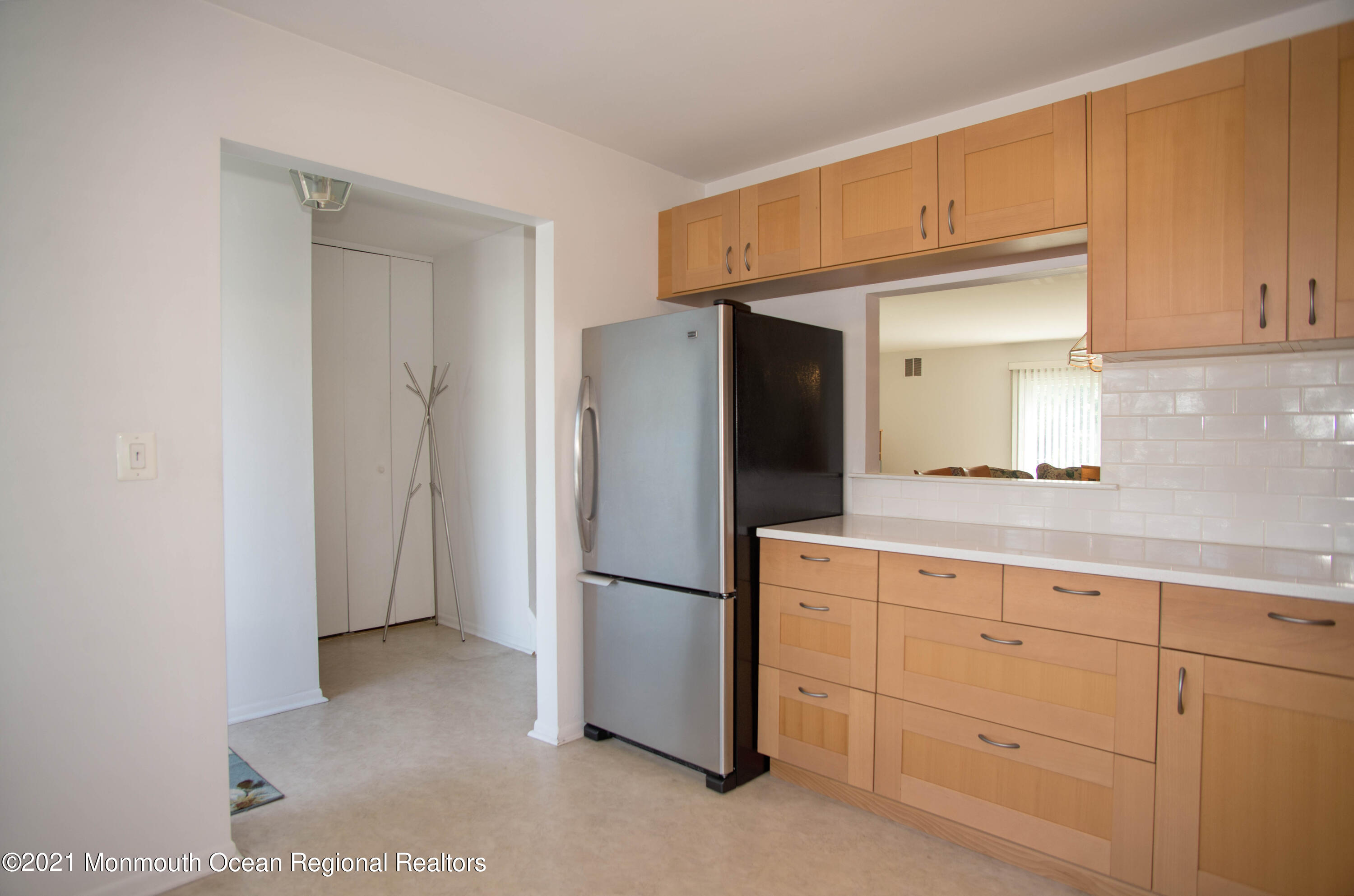 60 County Road, Unit B007 Cliffwood, NJ 07721 - Photo 8 of 26 _RMJ1427 kitchen