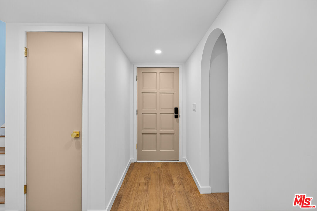 1443 25th Street, Unit 2 Santa Monica, CA 90404 - Photo 16 of 33