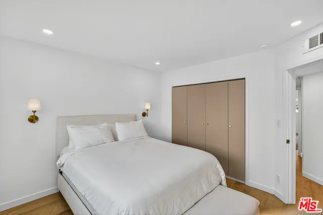 $1,225,000 | 1443 25th Street, Unit 2, Santa Monica, CA 90404