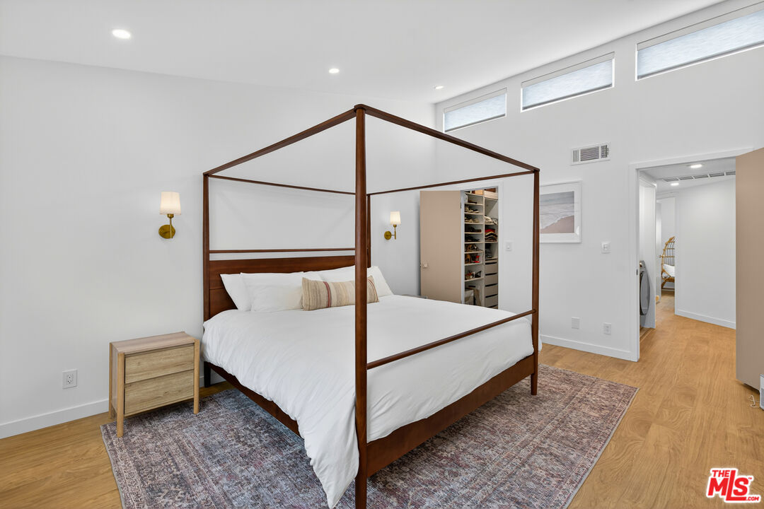 1443 25th Street, Unit 2 Santa Monica, CA 90404 - Photo 25 of 33