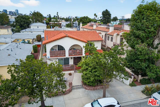 $1,225,000 | 1443 25th Street, Unit 2, Santa Monica, CA 90404