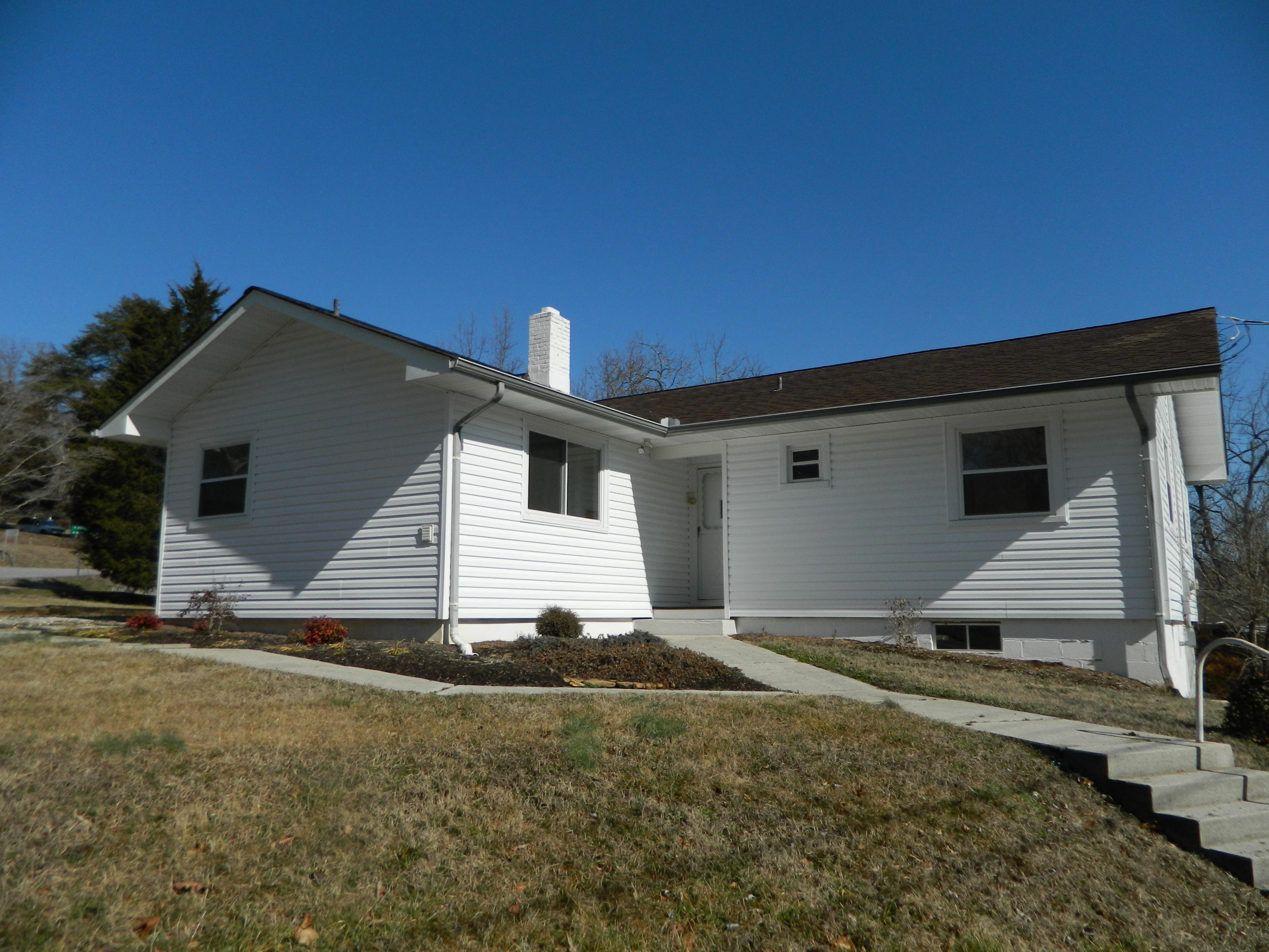 100 East Price Road Oak Ridge, TN 37830 - Photo 1 of 33 DSCN2923