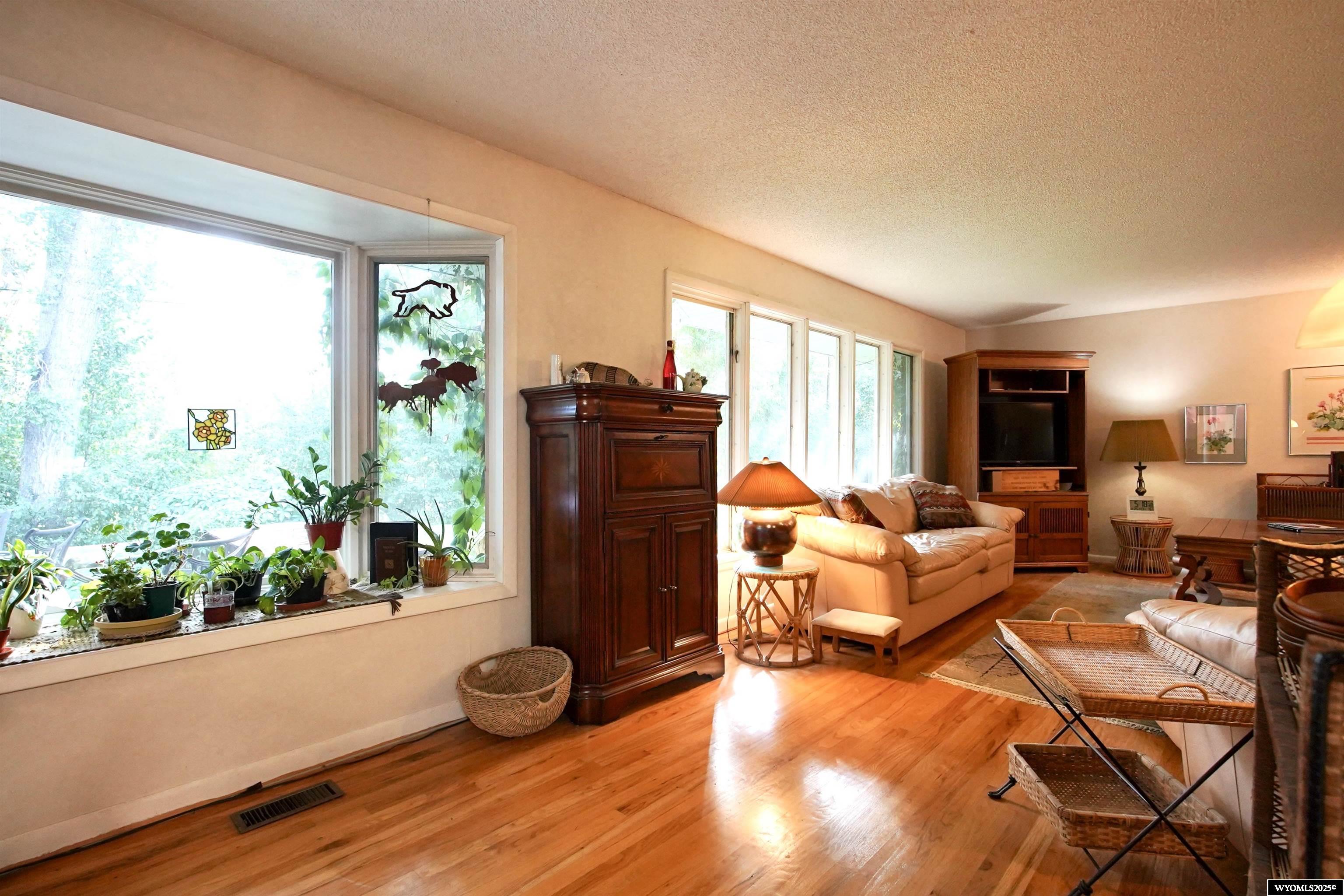 2001 Lynwood Place Casper, WY 82604 - Photo 17 of 48