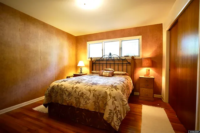 $435,000 | 2001 Lynwood Place, Casper, WY 82604