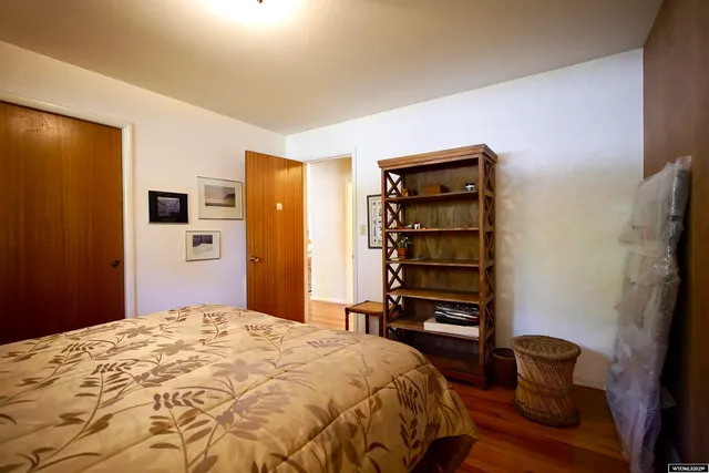 $435,000 | 2001 Lynwood Place, Casper, WY 82604