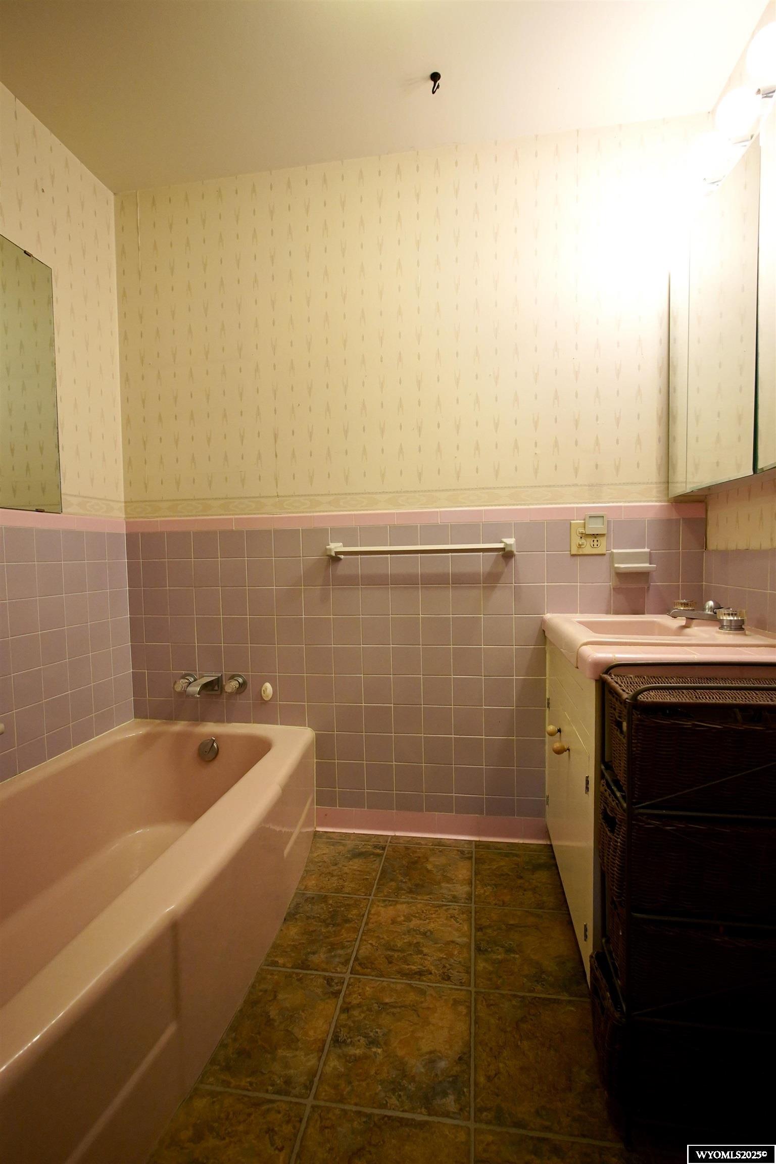 2001 Lynwood Place Casper, WY 82604 - Photo 30 of 48