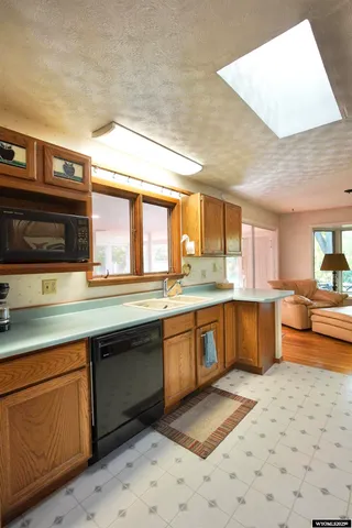 $435,000 | 2001 Lynwood Place, Casper, WY 82604