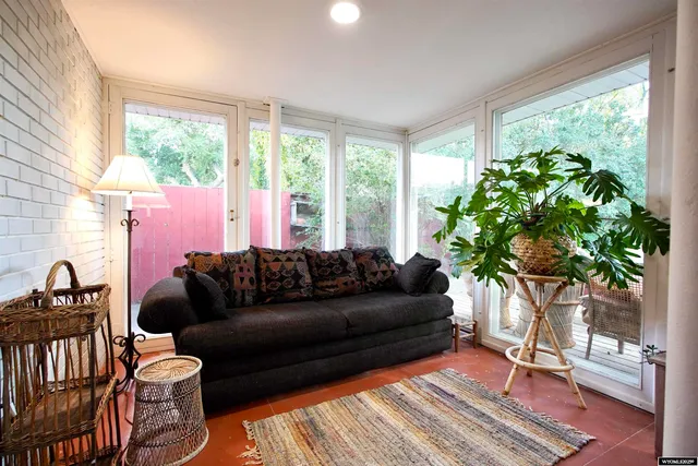 $435,000 | 2001 Lynwood Place, Casper, WY 82604