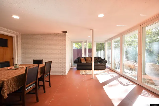 $435,000 | 2001 Lynwood Place, Casper, WY 82604