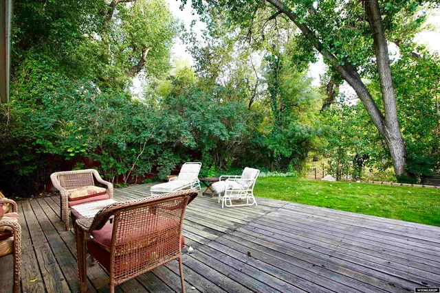 $435,000 | 2001 Lynwood Place, Casper, WY 82604