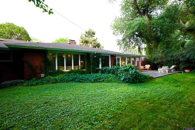 $435,000 | 2001 Lynwood Place, Casper, WY 82604