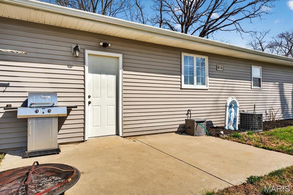 6705 West Main Street Maryville, IL 62062 - Photo 19 of 25