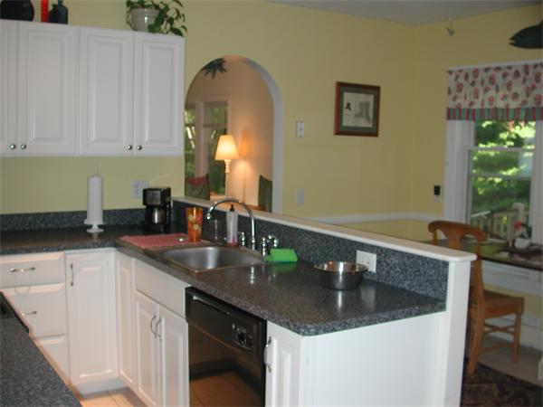 41 R First Parish Road Scituate, MA 02066 - Photo 4 of 9
