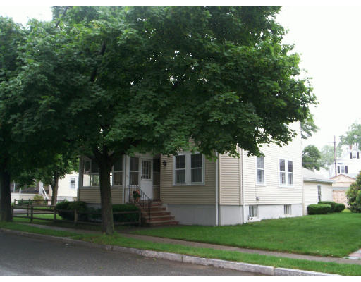61 Ferndale Road Quincy, MA 02170 - Photo 1 of 11 Gallery Image 1