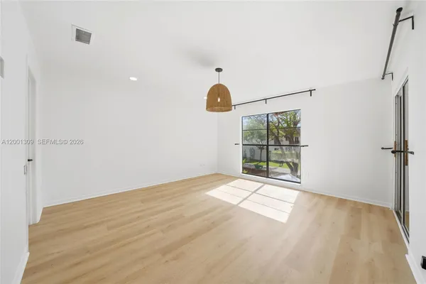 $3,150 | 6704 Southwest 114th Place, Unit F, Miami, FL 33173