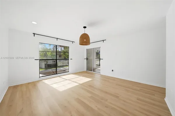 $3,150 | 6704 Southwest 114th Place, Unit F, Miami, FL 33173