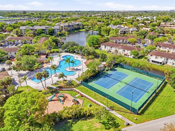 $3,150 | 6704 Southwest 114th Place, Unit F, Miami, FL 33173