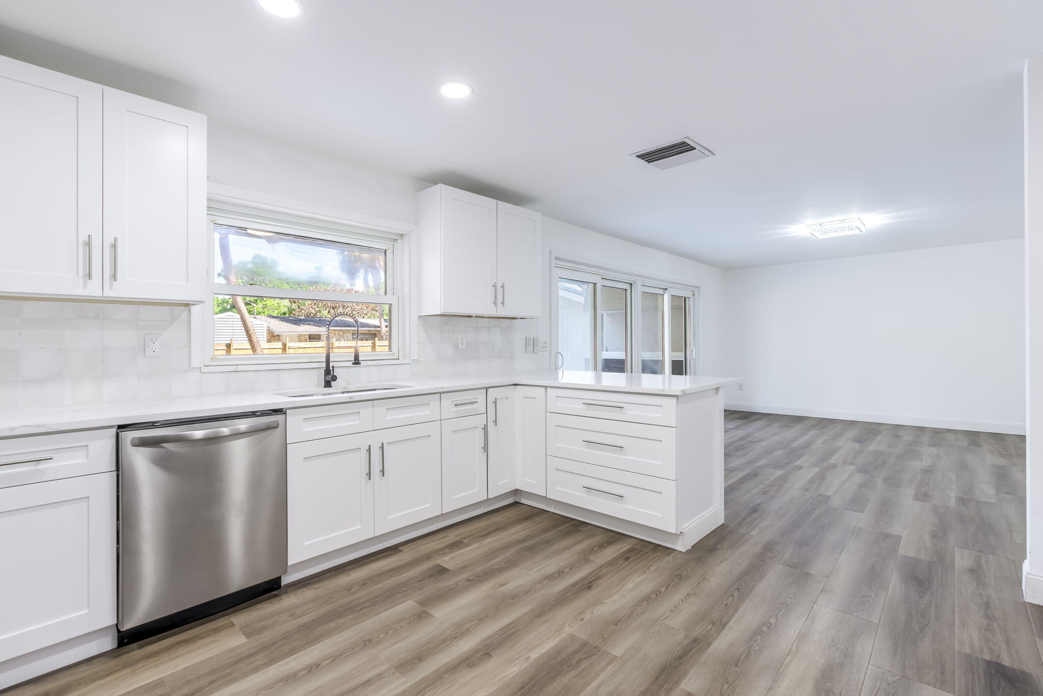 1300 Tumblin Kling Road Fort Pierce, FL 34982 - Photo 7 of 36 24-web-or-mls-iPixx_01_46